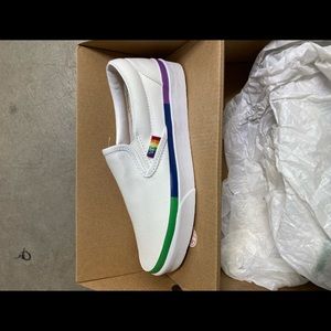 Slip on vans white with rainbow trim limited edition DEAD STOCK Women’s size 5.5